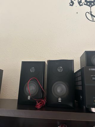 Altavoz Yamaha Negro
