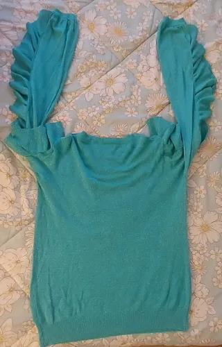 Suéter Miss Kiss Talla L Mangas Volantes