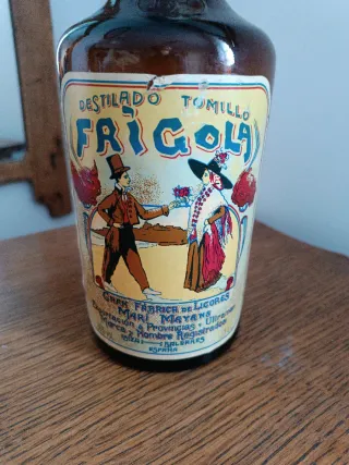 Botella antigua Frigola