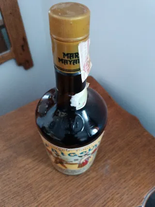 Botella antigua Frigola