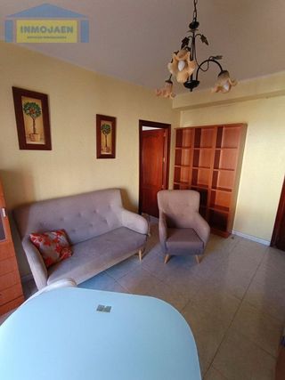 Piso en alquiler en Peñamefecit - Avda Barcelona en Jaén