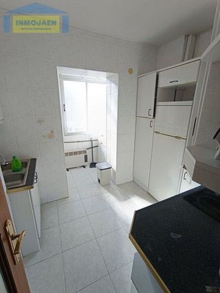 Piso en alquiler en Peñamefecit - Avda Barcelona en Jaén