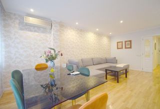 Piso en alquiler en Cuatro Caminos en Madrid