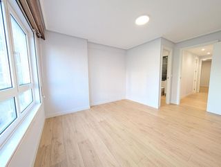 Piso en alquiler en Paseo de los Puentes - Santa Margarita en Coruña (A)