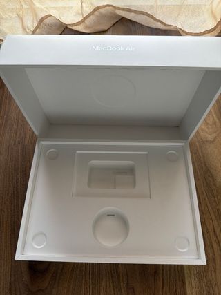 Caja MacBook Air