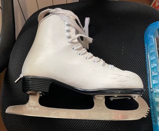 Patines de patinaje sobre hielo