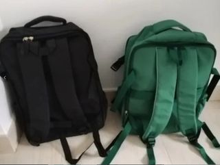 Mochila de avión negra aprobada para vuelos