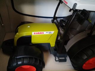 Trattore Bruder Claas