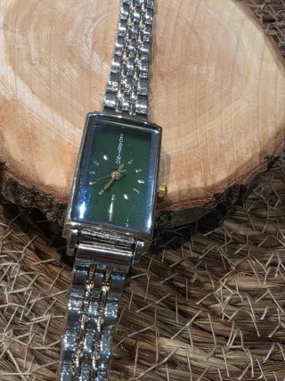 Reloj Rectangular Mujer