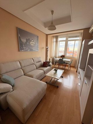 Piso en alquiler en Pacífico en Madrid