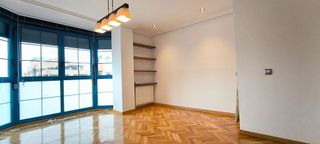 Piso en alquiler en Cuatro vientos en Madrid