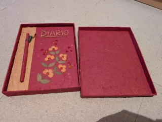 Set Diario con caja y bolígrafo