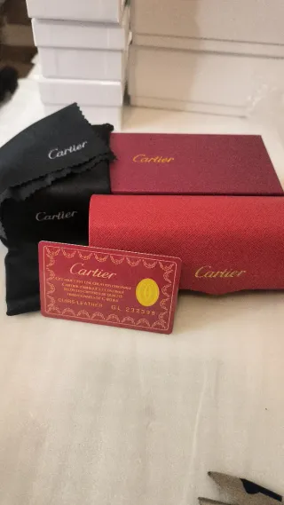 Gafas Cartier Negras y Doradas