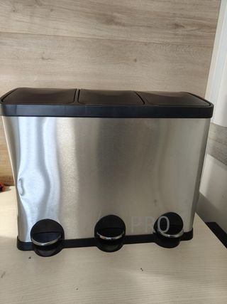 Cubo de basura triple con pedales - Amig