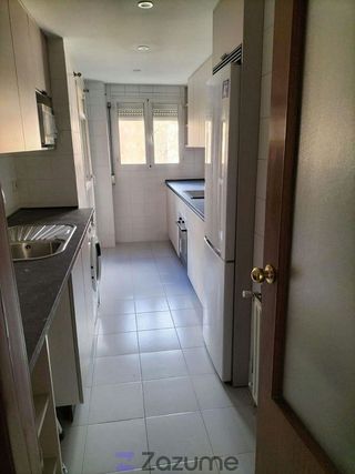 Piso en alquiler en Palomeras bajas en Madrid