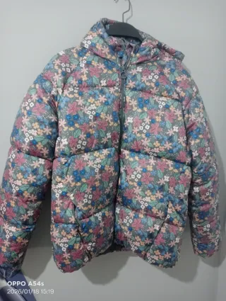 Cazadora niña flores como nueva