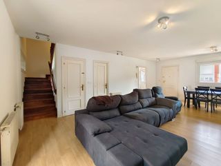 Casa adosada en alquiler en Urnieta