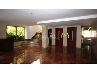 Piso en alquiler en Parque María Luisa - Huerta de la Salud - Giralda Sur en Sevilla