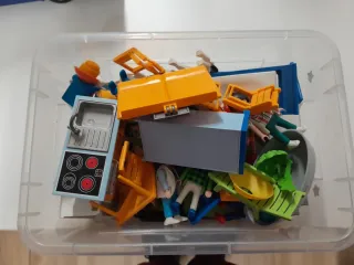 Lote Playmobil: Casa, Clínica, caravana y Parque