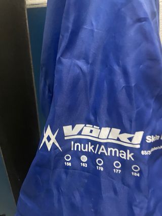 Esquís Volk Anak 1.63m con fijaciones