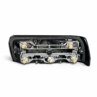 Piloto trasero izquierdo BMW E28 Hella