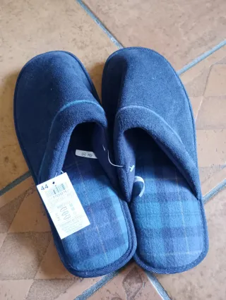 Zapatillas de casa azul talla 44