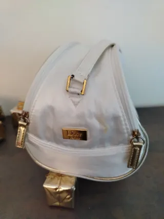 Bolsa de maquillaje Christian Dior sin usar