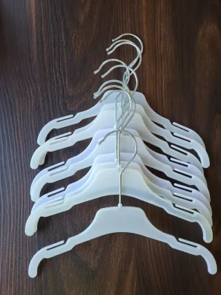 Lote perchas infantiles