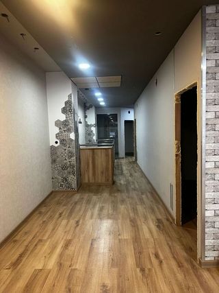 Local comercial en alquiler en Paseo Constitución - Las Damas en Zaragoza