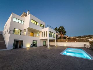 Chalet en venta en Zubia (La)