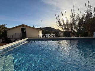 Chalet en alquiler en El Coll en Barcelona