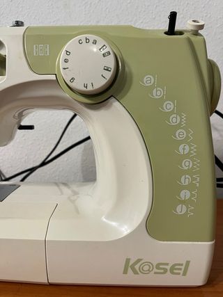 Máquina de coser Kosel