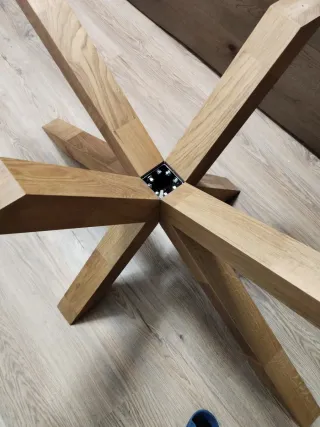 Mesa de cristal con 8 sillas