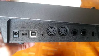 Controlador MIDI Edirol Roland PCR-300