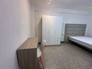 Estudio en alquiler en Carolinas Bajas en Alicante