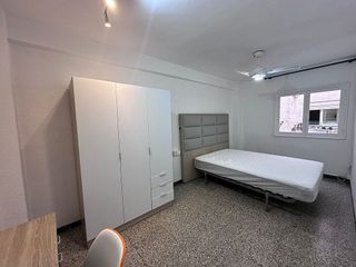 Estudio en alquiler en Carolinas Bajas en Alicante