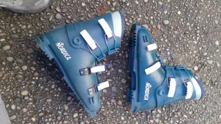 Esquís Rossignol Cobra y bastones