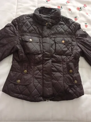 Cazadora acolchada marrón talla 44
