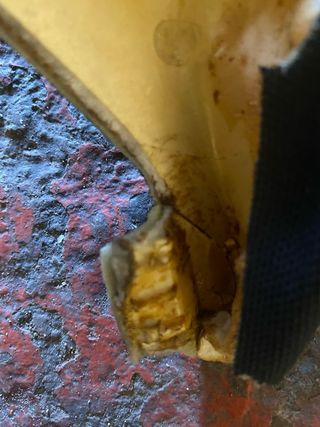 Pilares bmw e46 berlina. RETAPIZADOS