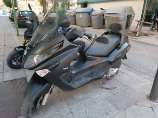 Piaggio XEVO 125cc Maxiscooter Automática