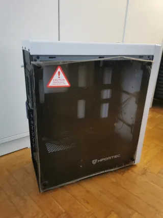 Torre Gaming Nfortec Blanca