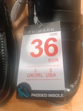 Zapatos castellanos Primark Talla 36