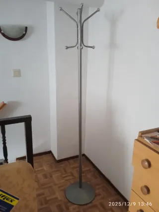 2 Sillas Oficina + 1 Perchero en Pto. de Sagunto