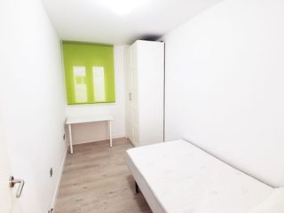 Piso en alquiler en Pajaritos - Plaza de Toros en Granada