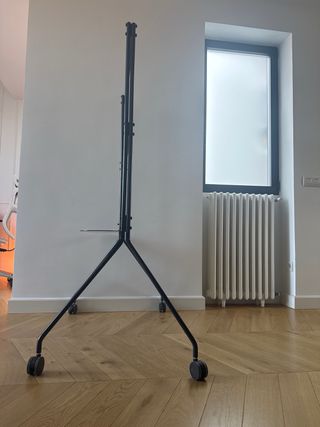 Soporte TV Diseño Pedestal hasta 65