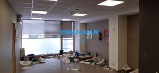 Nave industrial en alquiler en Centre en Badalona