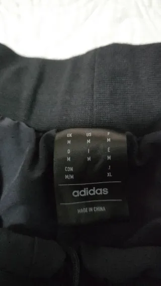 Adidas Shorts Talla M