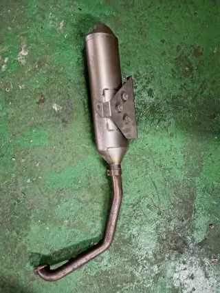 Escape Kymco Xciting 500 Carburación