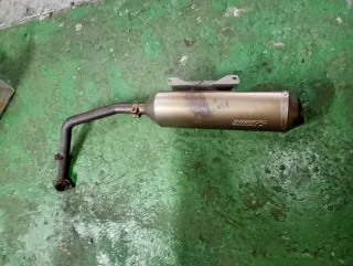 Escape Kymco Xciting 500 Carburación