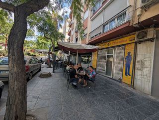 Local comercial en alquiler en Plaza de Toros - Santa Rita en Almería